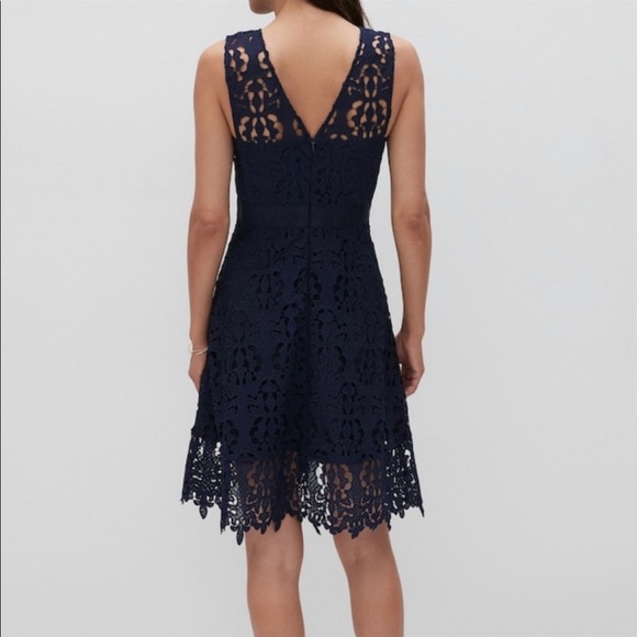 Banana republic navy blue lace style dress. - Picture 2 of 7